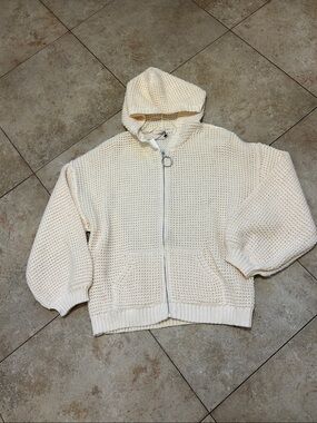 Stitch & Feather  Cream Knit Hooded Zip-Up Sweater. Size L. NWT